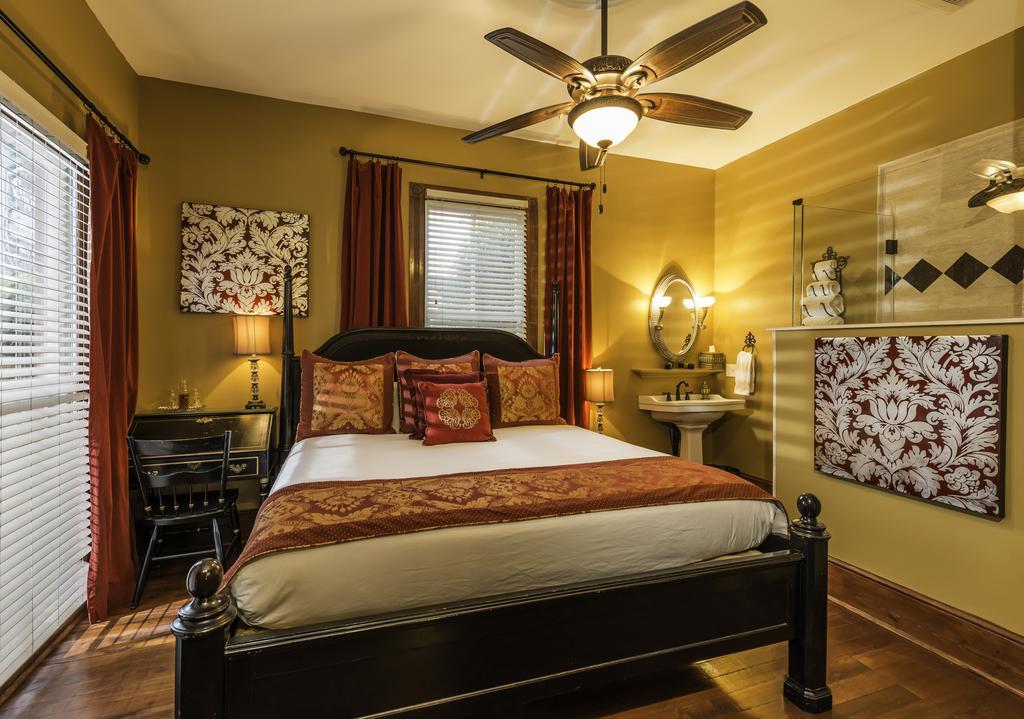 Carriage Way Inn Bed & Breakfast Adults Only - 21 Years Old And Up Сент Августин Стая снимка