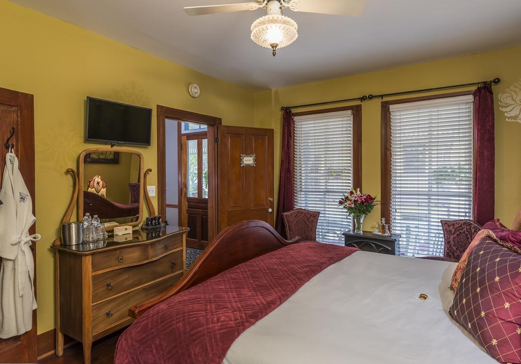 Carriage Way Inn Bed & Breakfast Adults Only - 21 Years Old And Up Сент Августин Екстериор снимка