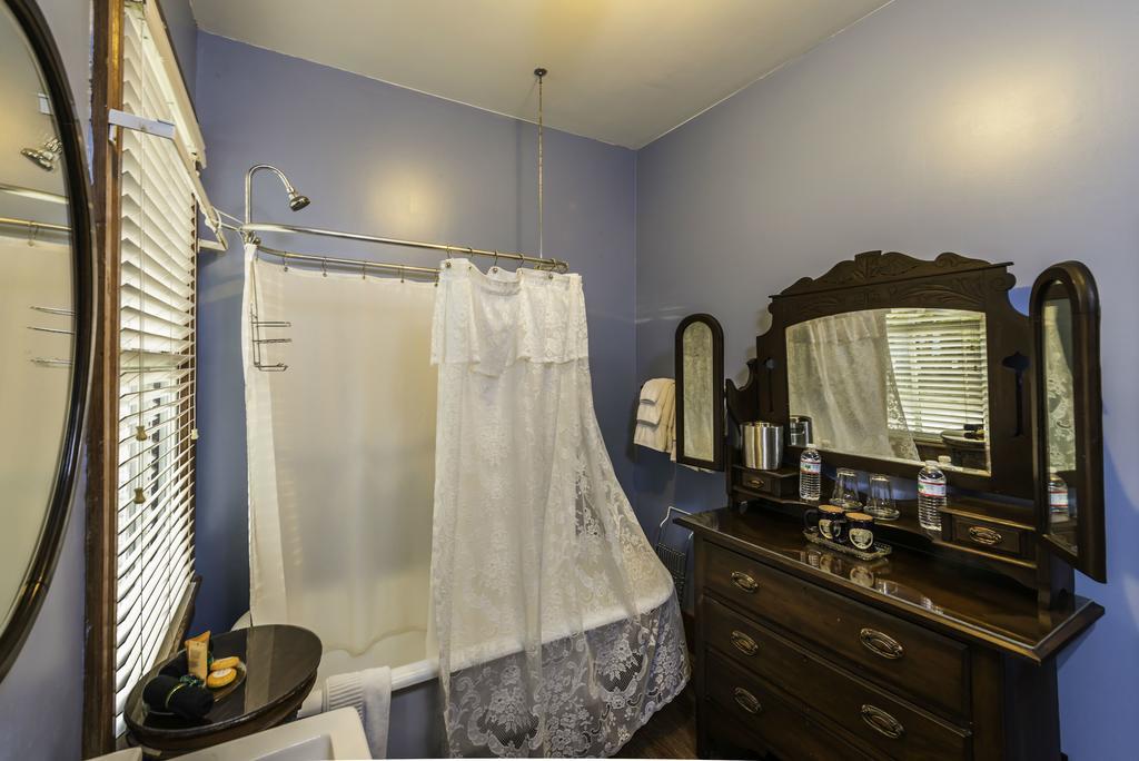 Carriage Way Inn Bed & Breakfast Adults Only - 21 Years Old And Up Сент Августин Екстериор снимка