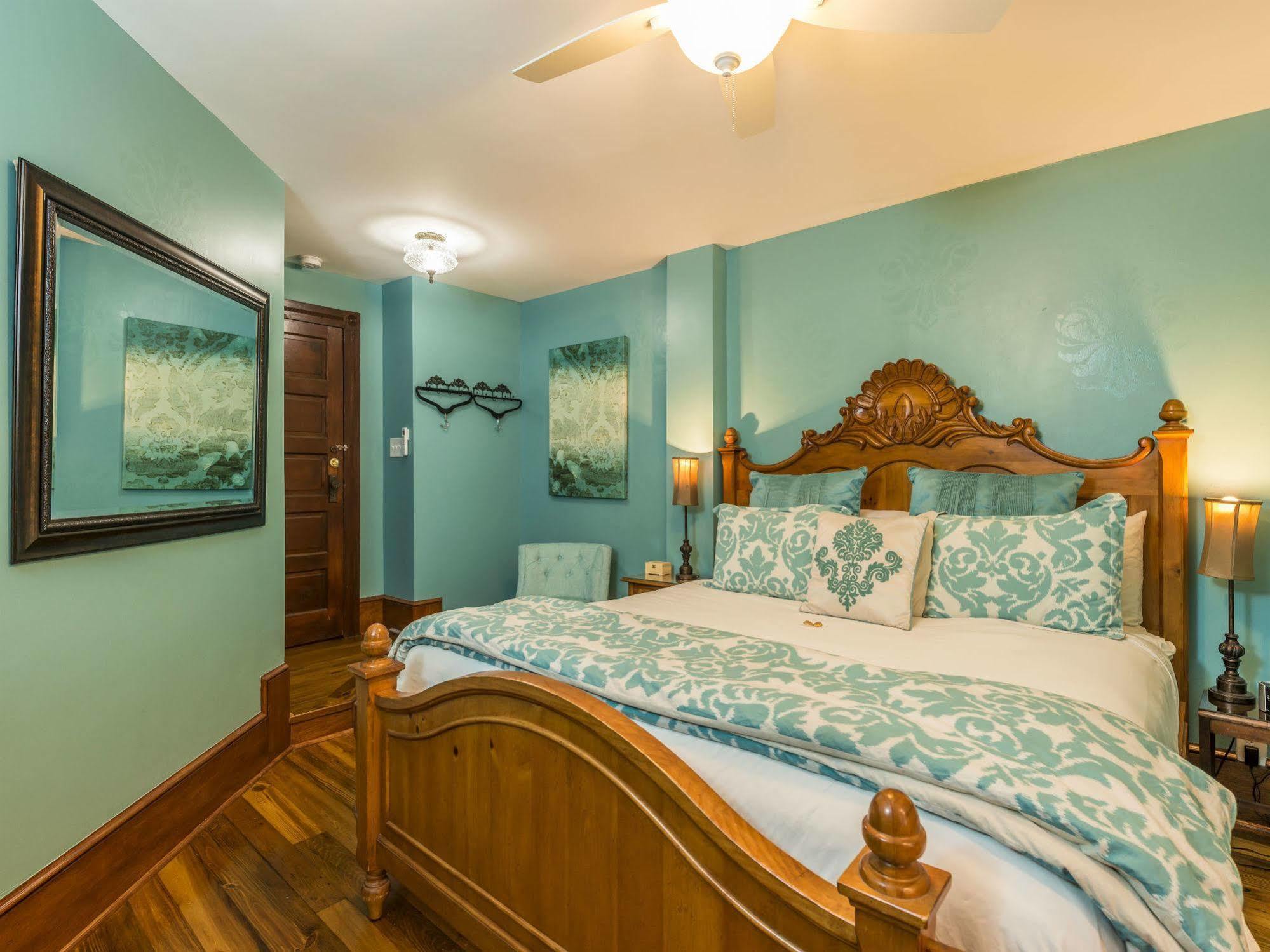 Carriage Way Inn Bed & Breakfast Adults Only - 21 Years Old And Up Сент Августин Екстериор снимка