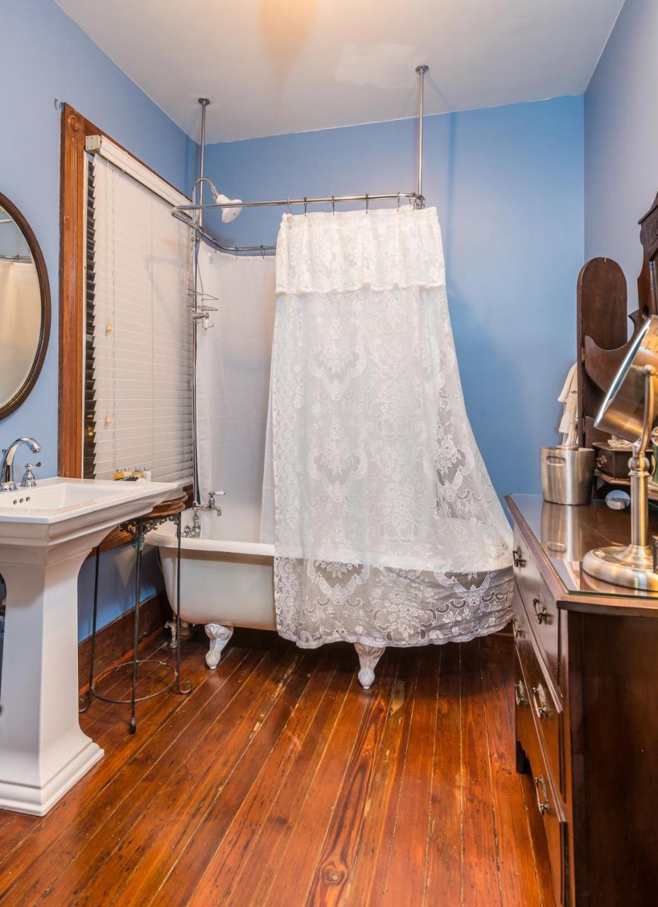 Carriage Way Inn Bed & Breakfast Adults Only - 21 Years Old And Up Сент Августин Екстериор снимка